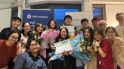 RMIT giành chiến thắng vòng quốc gia cuộc thi "Phân tích đầu tư" của Học viện CFA