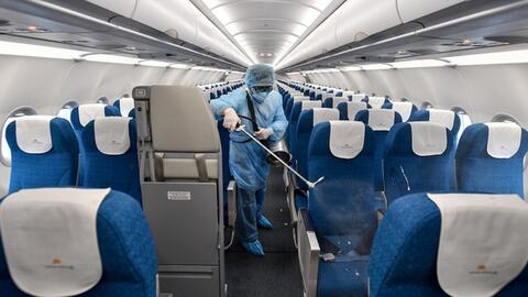 Vietnam Airlines Group đảm bảo phòng dịch chặt chẽ trên toàn mạng bay nội địa