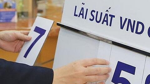 Lãi suất ngân hàng hôm nay 23/1: Kỳ hạn 6 tháng niêm yết cao nhất 6,35%/năm