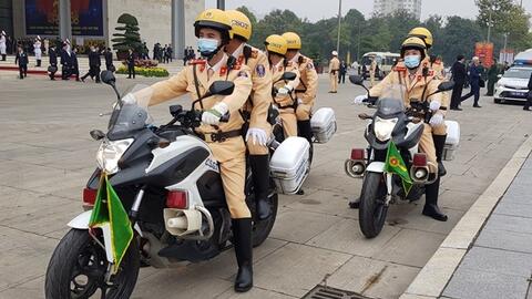 Bảo đảm trật tự an toàn giao thông bảo vệ Đại hội Đảng toàn quốc và Tết Nguyên đán