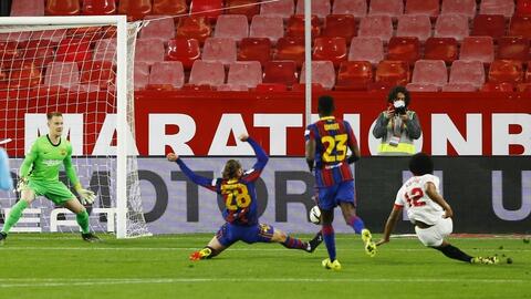 Messi nhạt nhòa, Barcelona thảm bại trước Sevilla