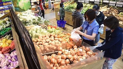 Đảm bảo mục tiêu kép: Đủ nguồn cung hàng hóa phục vụ tiêu dùng Tết và chống dịch