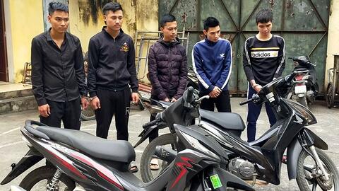 Tin tức pháp luật ngày 22/1: Truy bắt nhóm ổ nhóm “xã hội đen” sử dụng súng, dao đuổi chém nhau trên phố