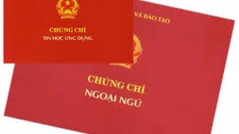 Chính thức bỏ quy định giáo viên phải có chứng chỉ tin học, ngoại ngữ