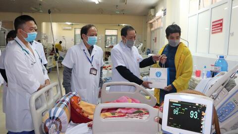 Tết ấm cho bệnh nhân BHYT có hoàn cảnh khó khăn