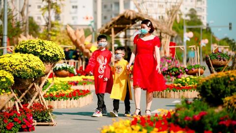 Đường hoa Home Hanoi Xuan: Điểm đến an toàn Tết Tân Sửu