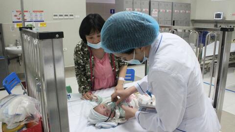 Tết của những “chiến sĩ áo trắng” thầm lặng