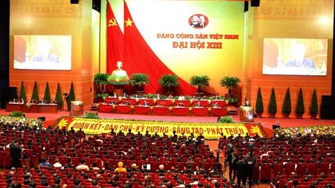Đặt trọn niềm tin với Đảng!