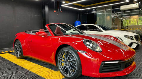 Soi Porsche 911 Carrera S Cabriolet độc nhất của đại gia Việt: Tiền 'đồ chơi' ngang Mercedes E 300, vô-lăng ngang giá Honda SH