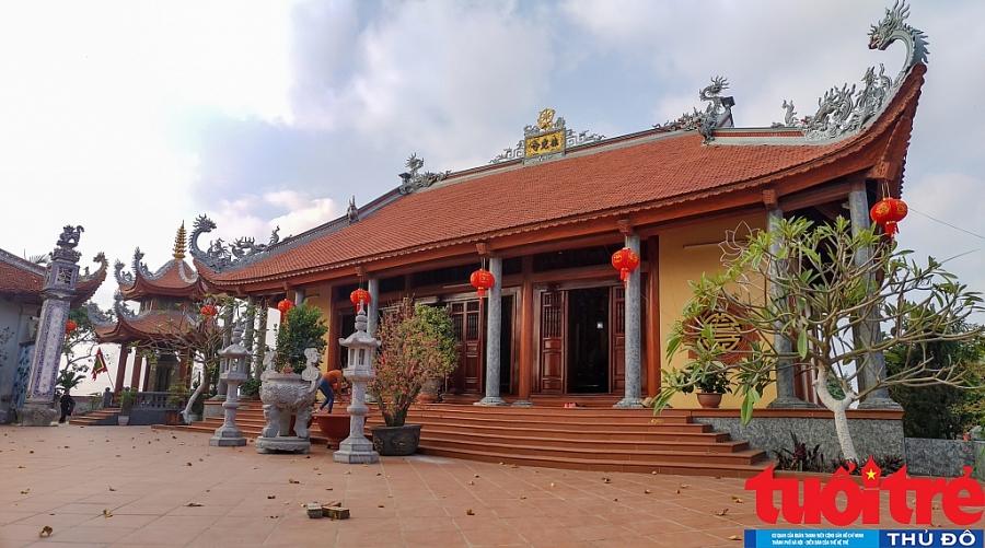 Đi lễ trong tâm dịch Cẩm Giàng, cầu năm Tân Sửu không Covid-19 Đi lễ trong tâm dịch Cẩm Giàng, cầu năm Tân Sửu không Covid-19