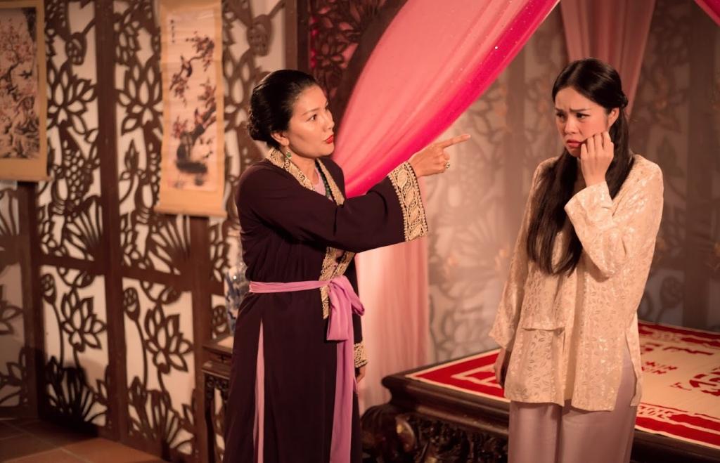 Dương Cẩm Lynh lần đầu tiết lộ chuyện hậu trường đóng 2 vai trong phim cổ trang