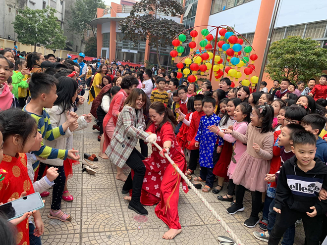 “Lễ hội bánh chưng” chào Xuân Tân Sửu 2021 của cô trò Tiểu học Đại Yên “Lễ hội bánh chưng” chào Xuân Tân Sửu 2021 của cô trò Tiểu học Đại Yên