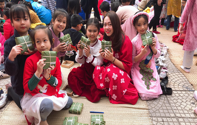 “Lễ hội bánh chưng” chào Xuân Tân Sửu 2021 của cô trò Tiểu học Đại Yên “Lễ hội bánh chưng” chào Xuân Tân Sửu 2021 của cô trò Tiểu học Đại Yên