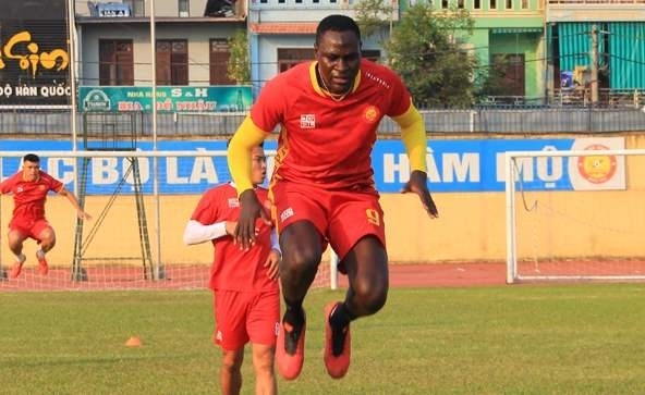 Thanh Hóa bị FIFA xử thua kiện cầu thủ người Senegal