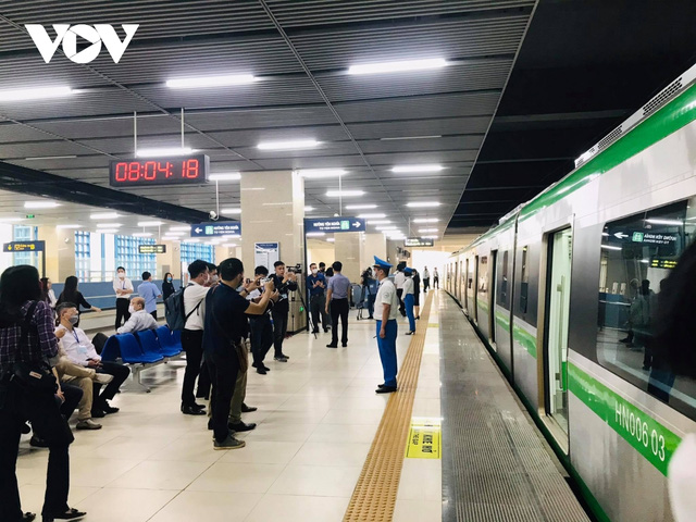 Đường sắt trên cao Cát Linh - Hà Đông sẽ không thu phí 15 ngày đầu hoạt động - Ảnh 1. Đường sắt trên cao Cát Linh - Hà Đông sẽ không thu phí 15 ngày đầu hoạt động - Ảnh 1.