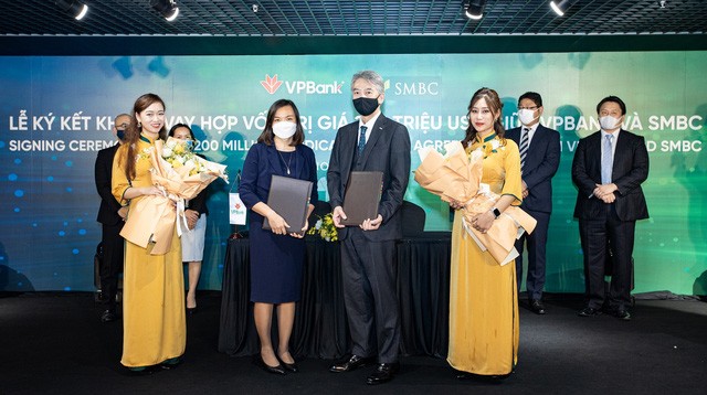 VPBank và SMBC tiếp tục ký kết thỏa thuận khoản vay hợp vốn - Ảnh 2. VPBank và SMBC tiếp tục ký kết thỏa thuận khoản vay hợp vốn - Ảnh 2.