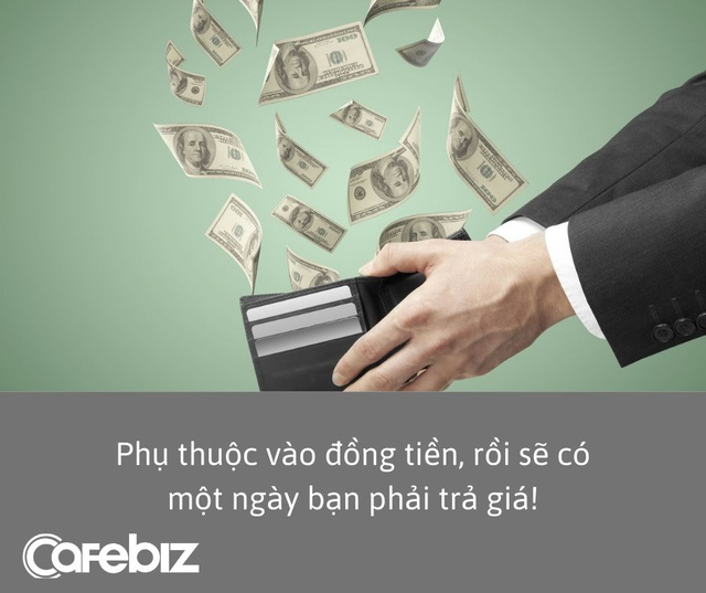 Triệu phú xổ số vạ vật ngoài đường, phải chui vào túi ngủ hằng đêm: Sống hào nhoáng vài năm, cả đời chịu lay lắt! - Ảnh 2. Triệu phú xổ số vạ vật ngoài đường, phải chui vào túi ngủ hằng đêm: Sống hào nhoáng vài năm, cả đời chịu lay lắt! - Ảnh 2.