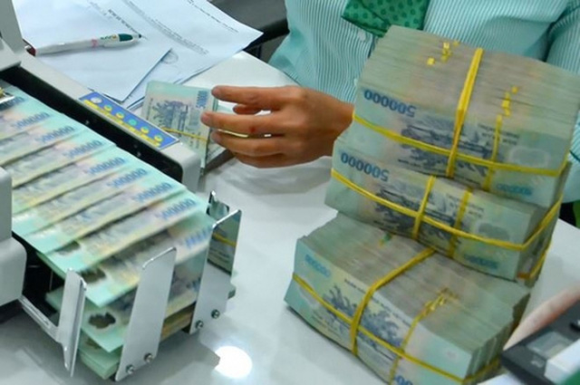 Hỗ trợ doanh nghiệp phục hồi sản xuất, phải có chính sách tài khoá bằng tiền thật - Ảnh 2. Hỗ trợ doanh nghiệp phục hồi sản xuất, phải có chính sách tài khoá bằng tiền thật - Ảnh 2.
