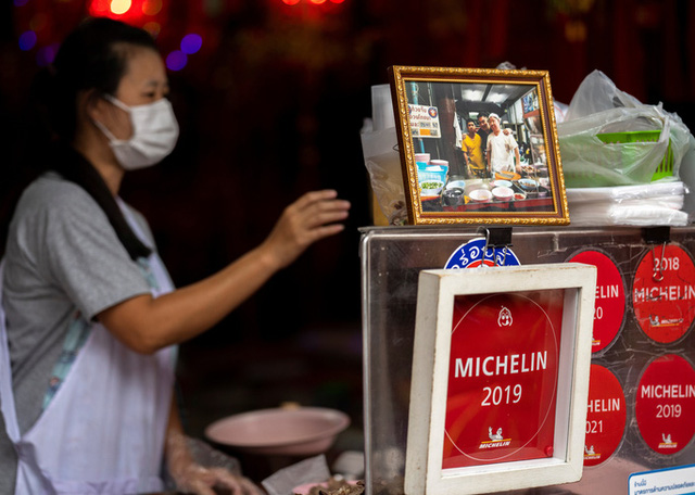 Thánh địa ẩm thực đường phố trong vòng xoáy Covid-19 - Ảnh 1. Thánh địa ẩm thực đường phố trong vòng xoáy Covid-19 - Ảnh 1.
