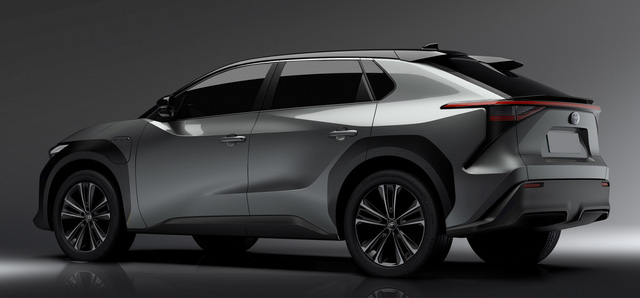 Ra mắt giữa năm 2022, SUV chạy điện đầu tiên của Toyota có gì? - Ảnh 2. Ra mắt giữa năm 2022, SUV chạy điện đầu tiên của Toyota có gì? - Ảnh 2.