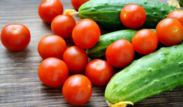 Cà chua có cả tác dụng ngừa ung thư nhưng không nên ăn với thực phẩm này để tránh ngộ độc, mất dinh dưỡng - Ảnh 4. Cà chua có cả tác dụng ngừa ung thư nhưng không nên ăn với thực phẩm này để tránh ngộ độc, mất dinh dưỡng - Ảnh 4.