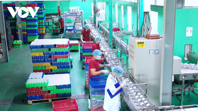 Hỗ trợ doanh nghiệp phục hồi sản xuất, phải có chính sách tài khoá bằng tiền thật - Ảnh 1. Hỗ trợ doanh nghiệp phục hồi sản xuất, phải có chính sách tài khoá bằng tiền thật - Ảnh 1.