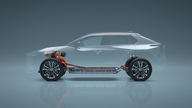 Ra mắt giữa năm 2022, SUV chạy điện đầu tiên của Toyota có gì? - Ảnh 3. Ra mắt giữa năm 2022, SUV chạy điện đầu tiên của Toyota có gì? - Ảnh 3.