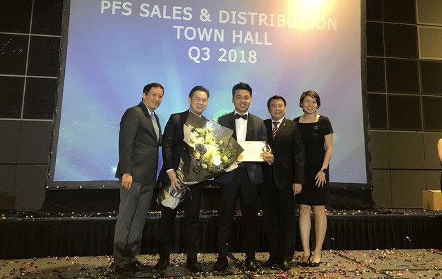 Chàng trai Việt trở thành phó chủ tịch tại ngân hàng ở Singapore - Ảnh 2. Chàng trai Việt trở thành phó chủ tịch tại ngân hàng ở Singapore - Ảnh 2.